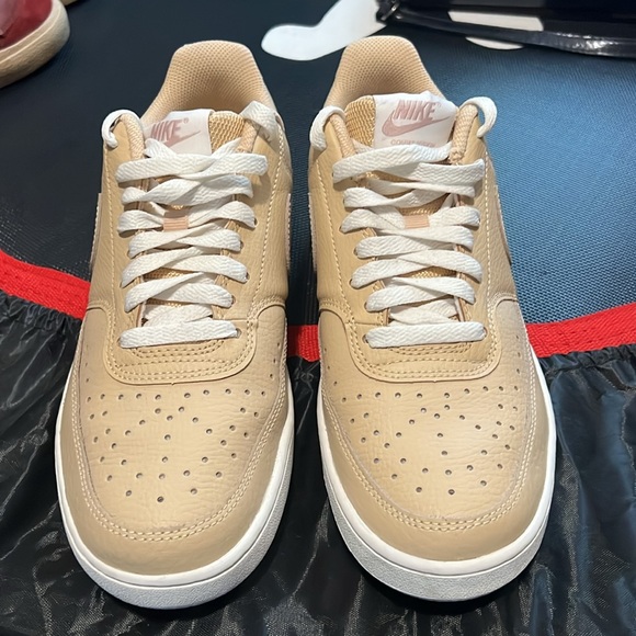 Nike Wmns Court Vision Low 'Sesame Camo' - Picture 2 of 7